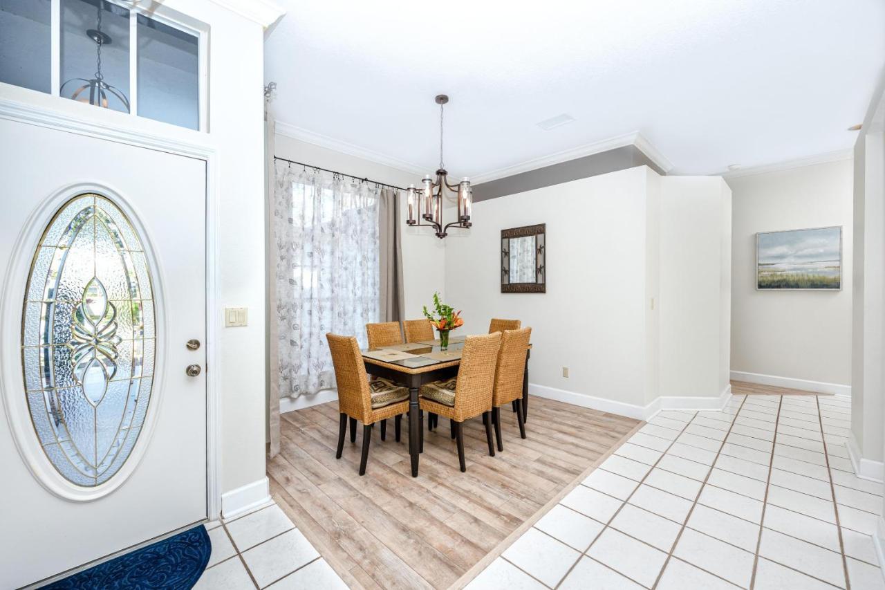 Palm Harbor Paradise - Lovely Home With Pool & Hot Tub المظهر الخارجي الصورة