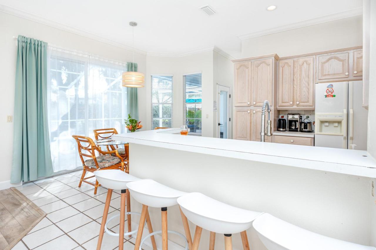 Palm Harbor Paradise - Lovely Home With Pool & Hot Tub المظهر الخارجي الصورة